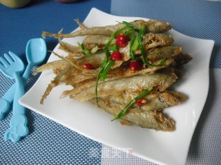 炸酥脆小鱼的做法步骤：6