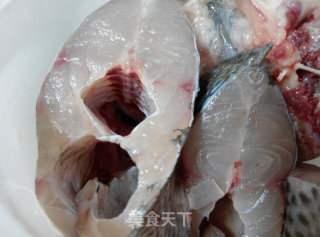 子姜香辣鱼的做法步骤：1