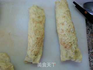 马蹄肉蛋卷的做法步骤：8