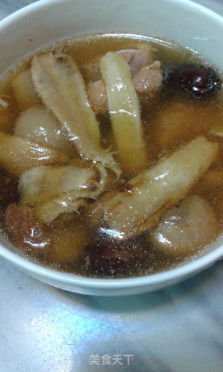美容养颜-虫草花桂圆红枣炖黄花胶的做法步骤：3