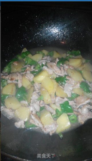 辣椒土豆炒肉的做法步骤：5