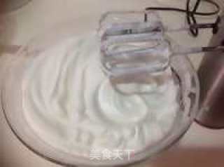 戚风蛋糕0失败的做法步骤：9