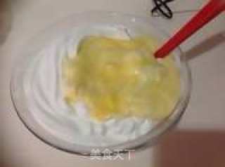 戚风蛋糕0失败的做法步骤：11