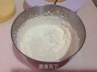 渐变玫瑰花奶油蛋糕的做法步骤：4