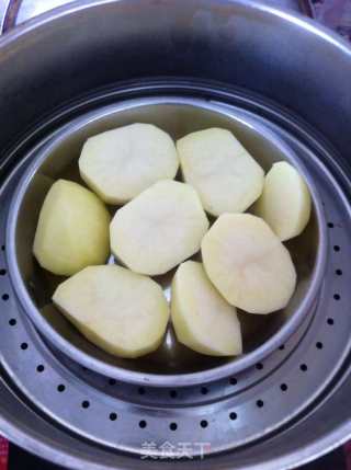 鸡肉可乐饼的做法步骤：2