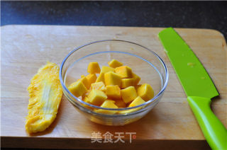 芒果椰浆黑糯米的做法步骤：2