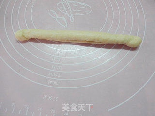亚麻籽辫子面包的做法步骤：11