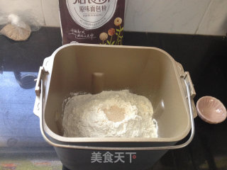 酒酿肉松小餐包的做法步骤：4