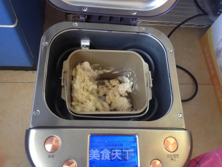 酒酿肉松小餐包的做法步骤：5