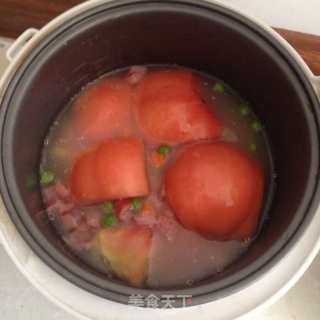 一个番茄饭的做法步骤：1
