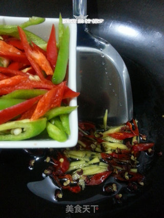 麻辣诱人--巨辣爆香猪肚的做法步骤：4