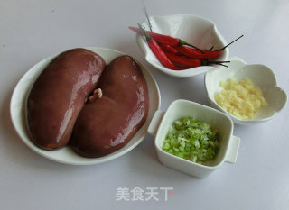 蘸水腰片的做法步骤：1