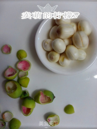 美丽百分百--莲子百合枸杞粥的做法步骤：3