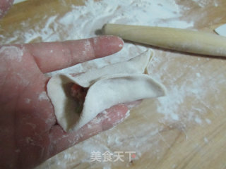 佛手瓜三鲜锅贴的做法步骤：8