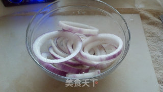 炸洋葱圈的做法步骤：2