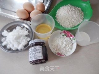 蓝莓果酱蛋糕卷的做法步骤：1