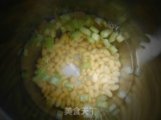 西芹豆浆的做法步骤：3