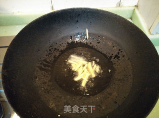 香菇炒荸荠的做法步骤：5