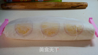 香橙戚风奶油蛋糕卷的做法步骤：21