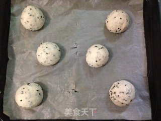黑芝麻法国球——方便美味的小餐包的做法步骤：6