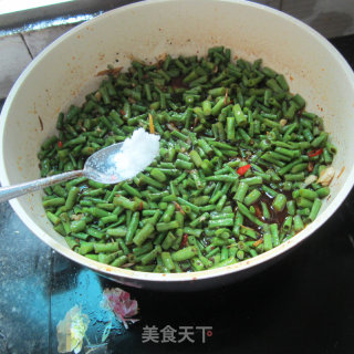 香焖鲜豆角丁的做法步骤：7
