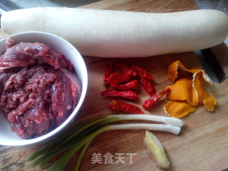 白萝卜丝牛肉的做法步骤：1