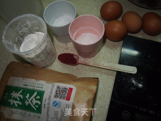 番茄蛋糕卷的做法步骤：1