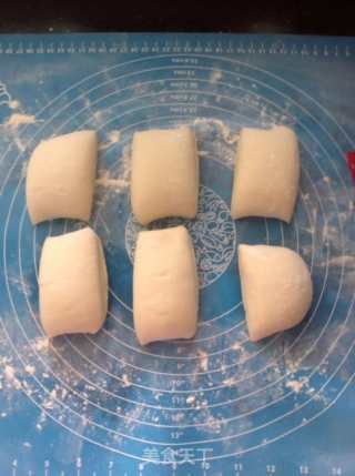 香菇鸡肉包的做法步骤：4