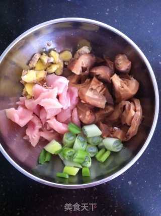 香菇鸡肉包的做法步骤：6