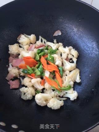 培根炒菜花的做法步骤：15