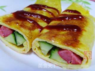 肉肠鸡蛋卷的做法步骤：4