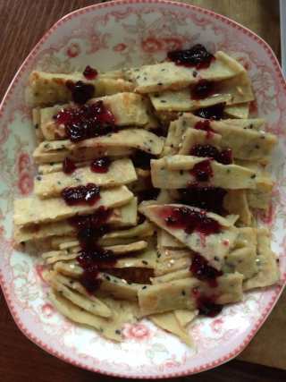 麦香果仁鸡蛋薄饼的做法步骤：5
