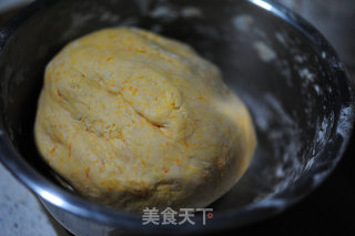 南瓜饼的做法步骤：4