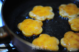 南瓜饼的做法步骤：7