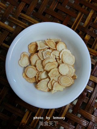 每日一杯四季养颜茶的做法步骤：1