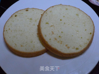 奶油霜裱花蛋糕的做法步骤：11