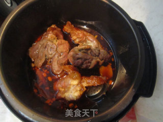 懒人版电压力锅一键式——香辣酱牛肉的做法步骤：7