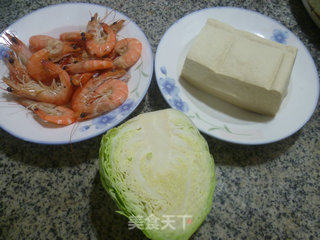 虾肉圆白菜冻豆腐的做法步骤：1