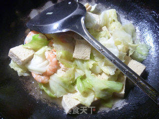 虾肉圆白菜冻豆腐的做法步骤：13