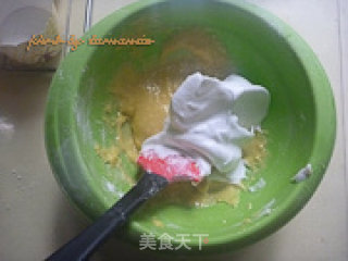 奶油霜裱花小蛋糕的做法步骤：8