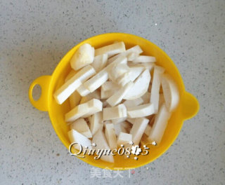 小炒杏鲍茹的做法步骤：2