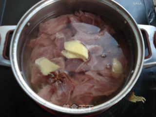 自制猪肉松的做法步骤：3