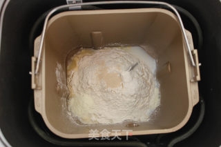 热狗面包的做法步骤：1