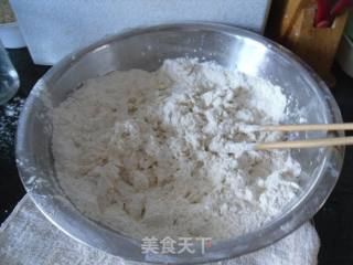 椒盐油饼的做法步骤：1