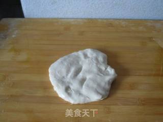椒盐油饼的做法步骤：3