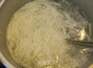 萝卜丝汆丸子的做法步骤：4