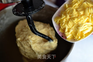 让生活更有趣，可爱的兔子面包的做法步骤：1