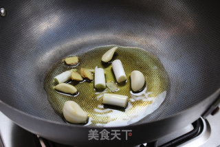下饭好滋味——杏鲍菇烧胡萝卜的做法步骤：4