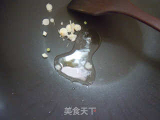 养生不可少菌类--杏鲍菇炒胡萝卜的做法步骤：3