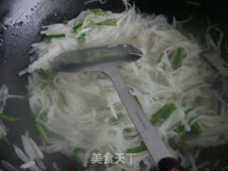 清炒萝卜丝的做法步骤：5